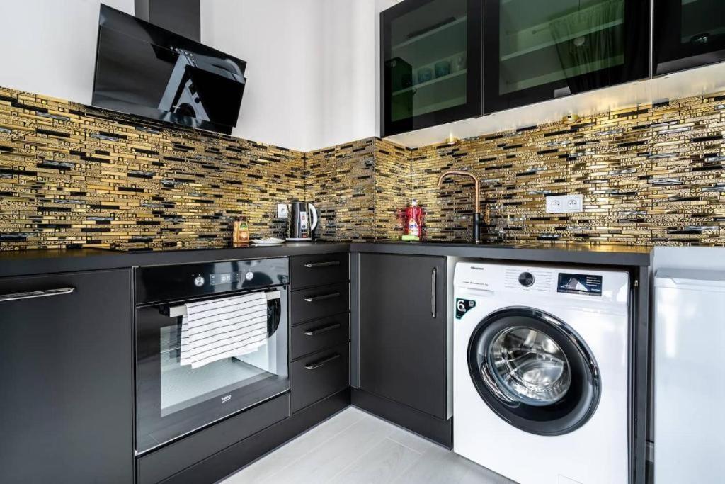 Oxygen Wronia - Browary Warszawskie - P&O Serviced Apartments Warsaw Exterior photo